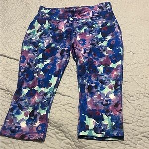 Danskin Now Women's Floral Capris - Blue and Purple